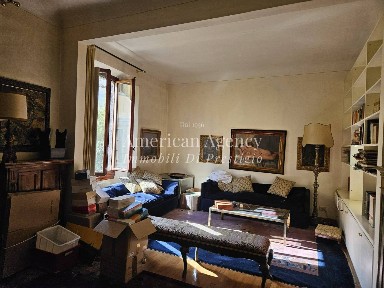 Appartamento via Santa Maria, Santo Spirito, Firenze
