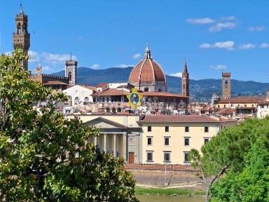 Appartamento Lungarno Torrigiani, San Niccolò, Firenze