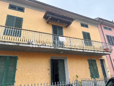 Appartamento via Fratelli Masini, Centro, Montale