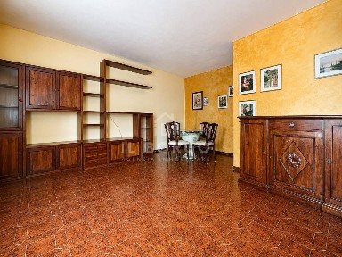 Quadrilocale via Francesca Vecchia 70, Santa Lucia, Uzzano