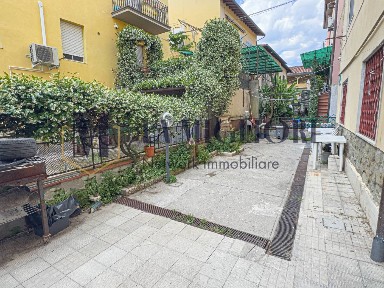Quadrilocale vicolo Arcadia 11, Centro Storico, Pistoia