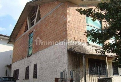 Appartamento all'asta via Ugo Foscolo, 51015 Monsummano Terme Italia, Monsummano Terme