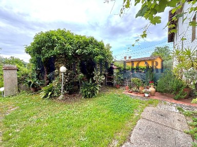 Appartamento via Risorgimento, 95, Montale