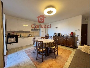Trilocale via di campugliano, 5, Santa Lucia, Uzzano