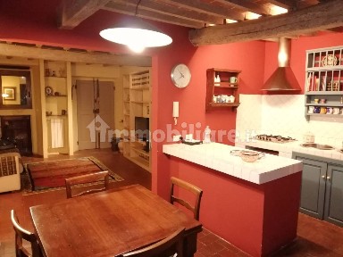 Trilocale ottimo stato, piano rialzato, Centro, Fiesole