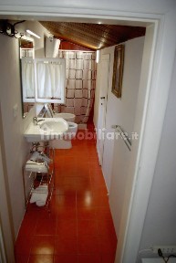 Trilocale ottimo stato, terzo piano, Santa Croce, Firenze