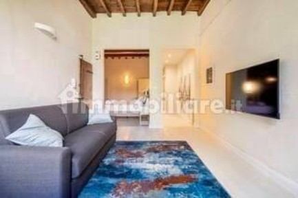 Firenze, Santa Croce, Borgo Allegri, 19