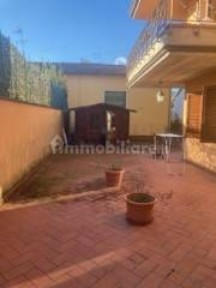 Appartamento ottimo stato, su più livelli, Montecatini-Terme