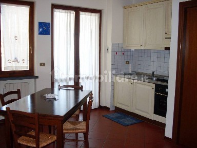 Trilocale ottimo stato, secondo piano, Margine Coperta Traversagna, Massa e Cozzile