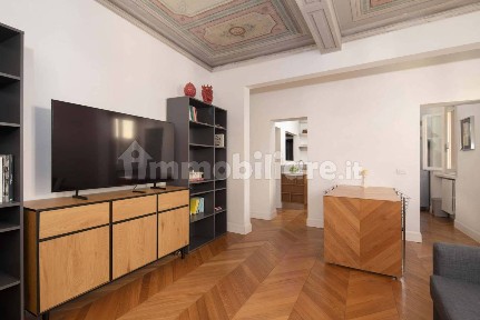 Trilocale via Palazzuolo, Santa Maria Novella, Firenze