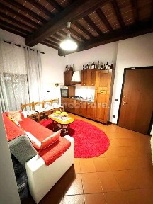 Bilocale ottimo stato, su più livelli, Cantagrillo Casalguidi, Serravalle Pistoiese