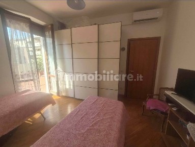 Firenze, Novoli, Via di novoli, 77