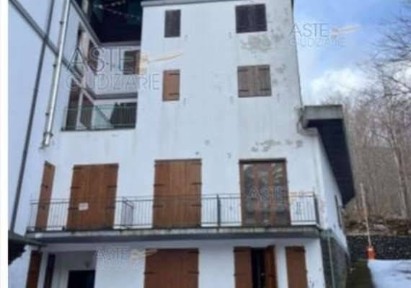 Appartamento all'asta via del Sestaione, 141, Abetone Cutigliano