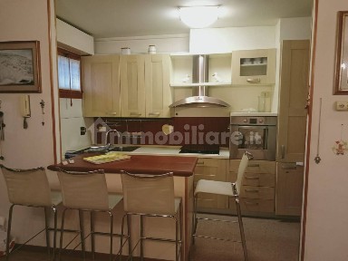 Trilocale via degli Orti, Centro, Calenzano