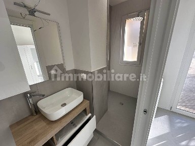 Firenze, Novoli, Via bastianelli, 2