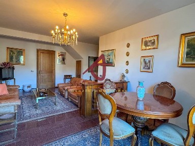 Appartamento buono stato, Centro, Lamporecchio