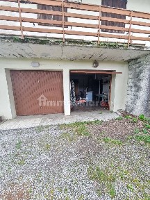 Trilocale buono stato, piano rialzato, Prunetta, San Marcello Piteglio
