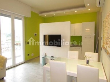 Trilocale buono stato, sesto piano, Isolotto Talenti, Firenze