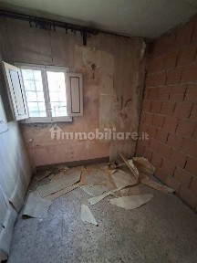 Quadrilocale da ristrutturare, primo piano, Cantagrillo Casalguidi, Serravalle Pistoiese