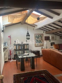 Trilocale ottimo stato, secondo piano, Beccaria - Colombo, Firenze