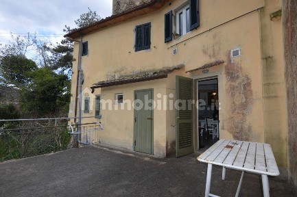 Appartamento buono stato, piano terra, Colle Di Buggiano, Buggiano