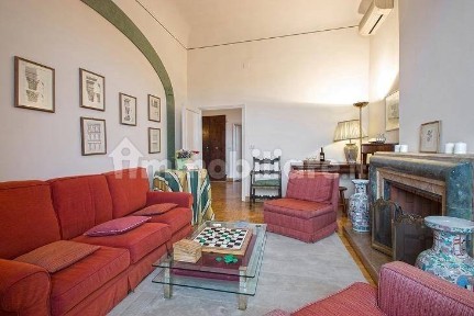 Firenze, Piazza della Repubblica, Via dei Tornabuoni