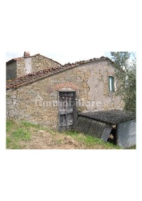 Appartamento da ristrutturare, piano terra, San Baronto, Lamporecchio