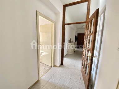 Appartamento buono stato, quinto piano, Vergine, Pistoia