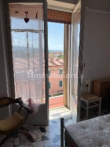Appartamento buono stato, quarto piano, Vergine, Pistoia