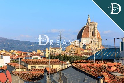 Quadrilocale Lungarno Amerigo Vespucci, 33, Borgo Ognissanti - Il Prato, Firenze