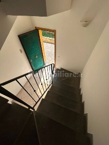 Appartamento buono stato, primo piano, Centro, Montale