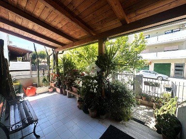Villa a schiera via generale francesco rizzi 66, Centro, Canosa di Puglia