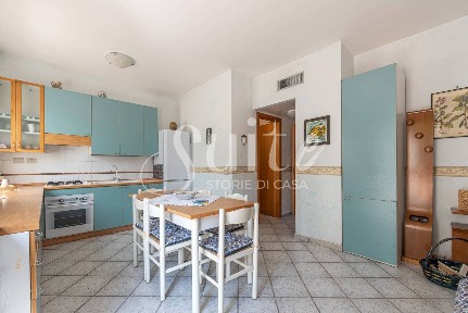 Appartamento in villa viale Himera 20, Campofelice di Roccella