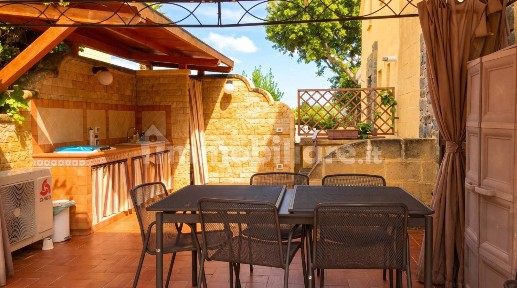 Villa bifamiliare via La Maddalena 5, Mazzaforno, Cefalù