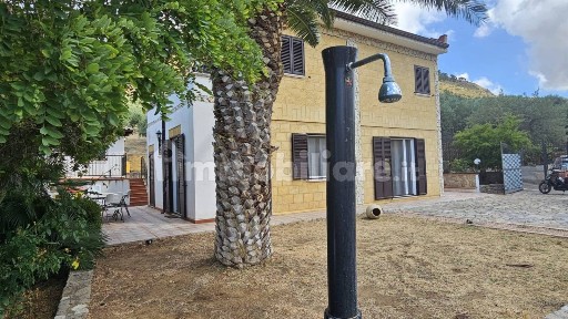 Villa unifamiliare, ottimo stato, 126 m², Trabia