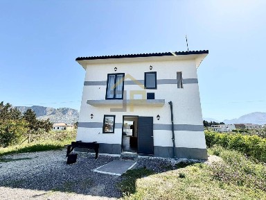 Villa unifamiliare Contrada Piano Del Re, Partinico