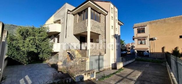 Villa unifamiliare corso Italia, Centro, Carini