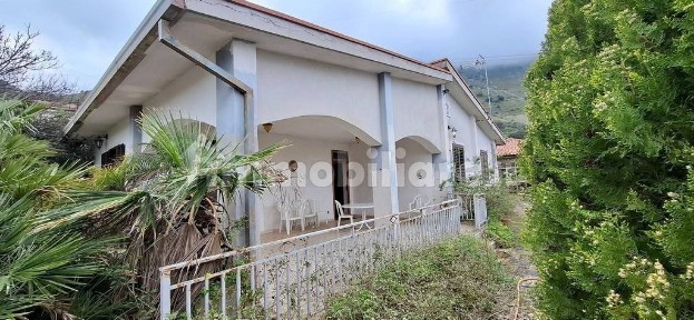 Villa unifamiliare via Alaska, Grotte Di Armeta, Zucco, Carini