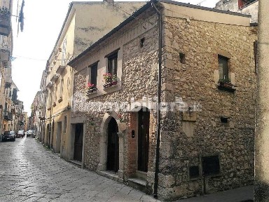 Bojano, Corso Umberto I, 75