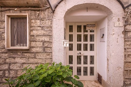 Ferrazzano, Via San Sebastiano, 5
