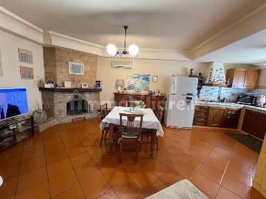 Villa bifamiliare via Carlo Levi, Borgo Nuovo - Castellana, Palermo