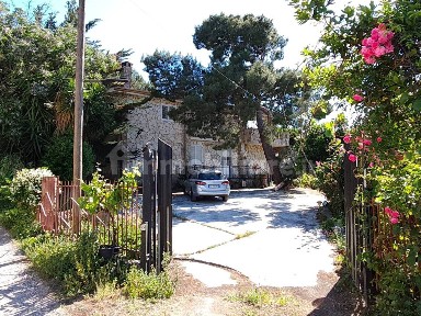 Villa bifamiliare via della Zagara 6, Misilmeri