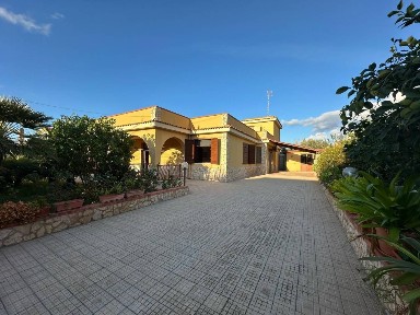 Villa unifamiliare via carlo alberto dalla chiesa 7, Centro, Terrasini