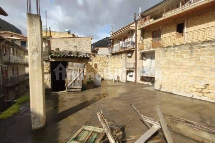 Villa all'asta via Giovanni Amendola 62/ 64, Belmonte Mezzagno