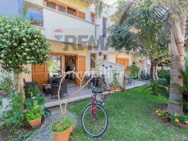Palermo, Mondello - Valdesi, via Telemaco, 23