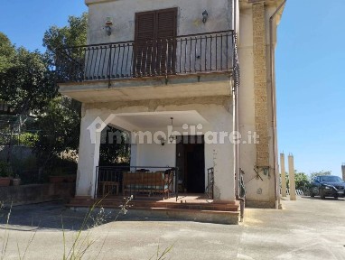 Villa all'asta via P12 29, Misilmeri
