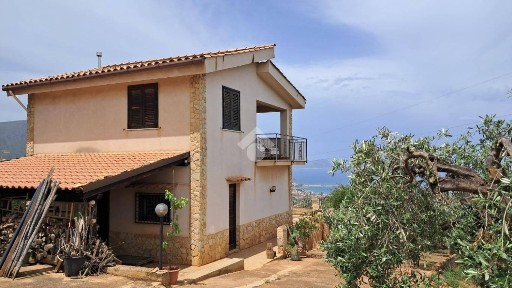 Villa unifamiliare Contrada Danigarci, Termini Imerese