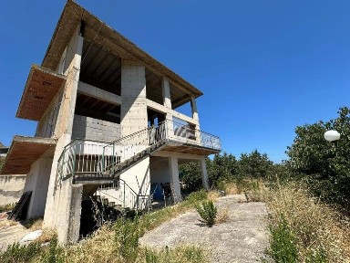 Villa plurifamiliare Contrada Costa Mendola, Trabia