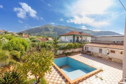 Villa bifamiliare via Eleuterio 35, Portella Di Mare, Misilmeri