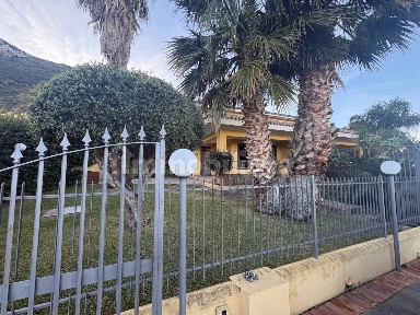 Villa unifamiliare Contrada Sant'Onofrio, Centro, Trabia